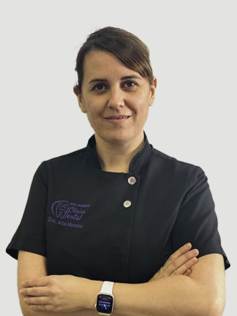 Dentista en San Pedro de Alcántara - Dra. Ana Moreno Mira